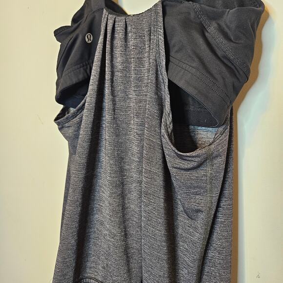 Lululemon Back on Track Tank in Black Grey sz 8 Running Athletic Shirt - Picture 4 of 7